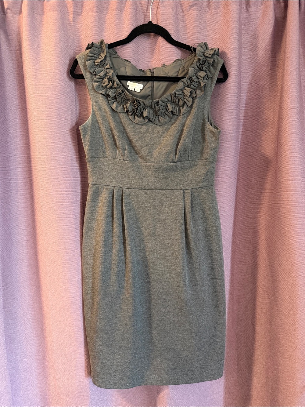 London Times Gray Ruffle-Neck Sleeveless Sheath Dress